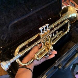 Yamaha "Advantaged" YTR200 AD Trumpet